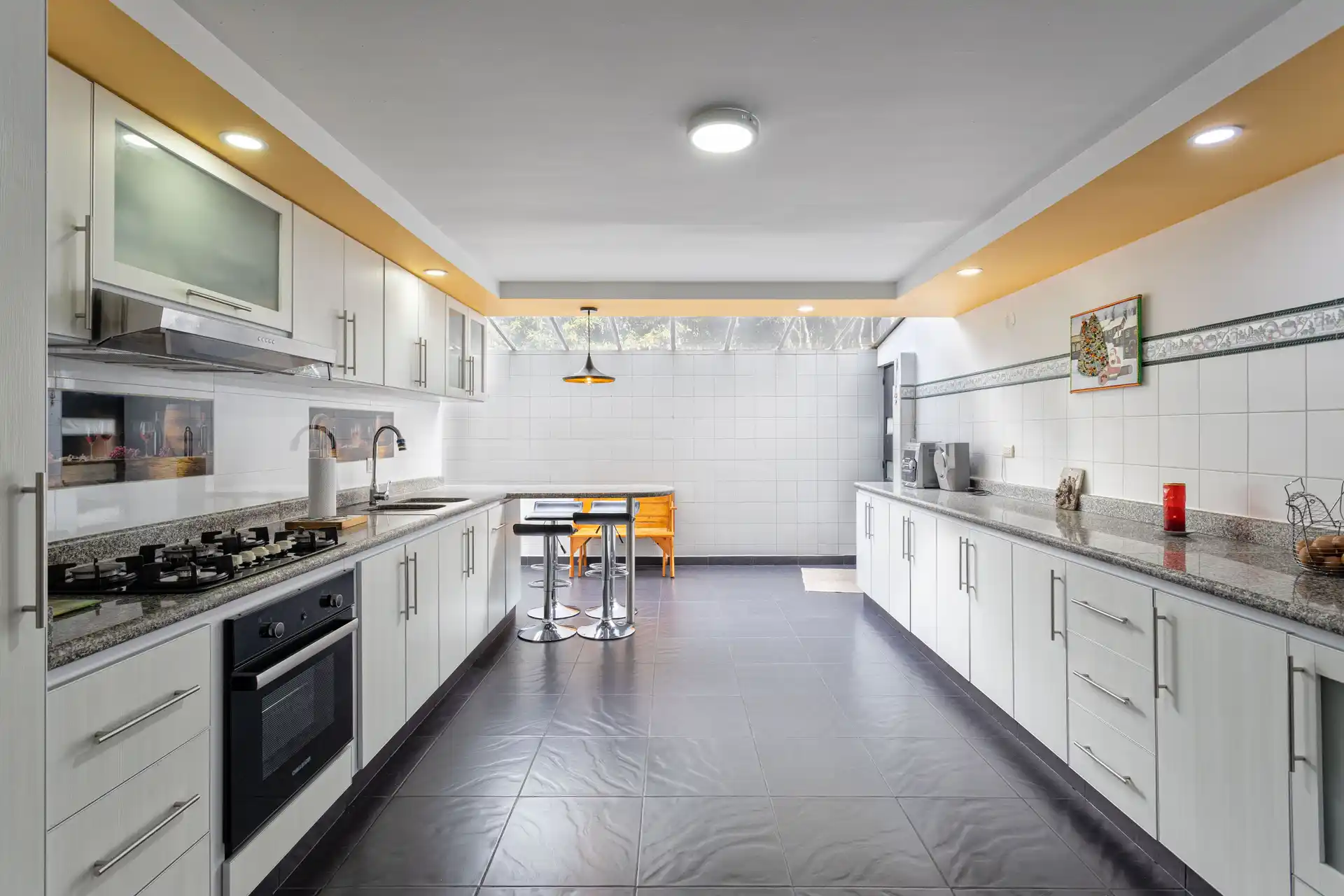 Local tasker | kitchen installation